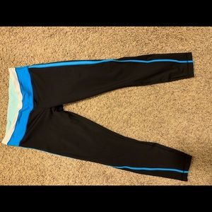 Black and blue Lululemon leggings